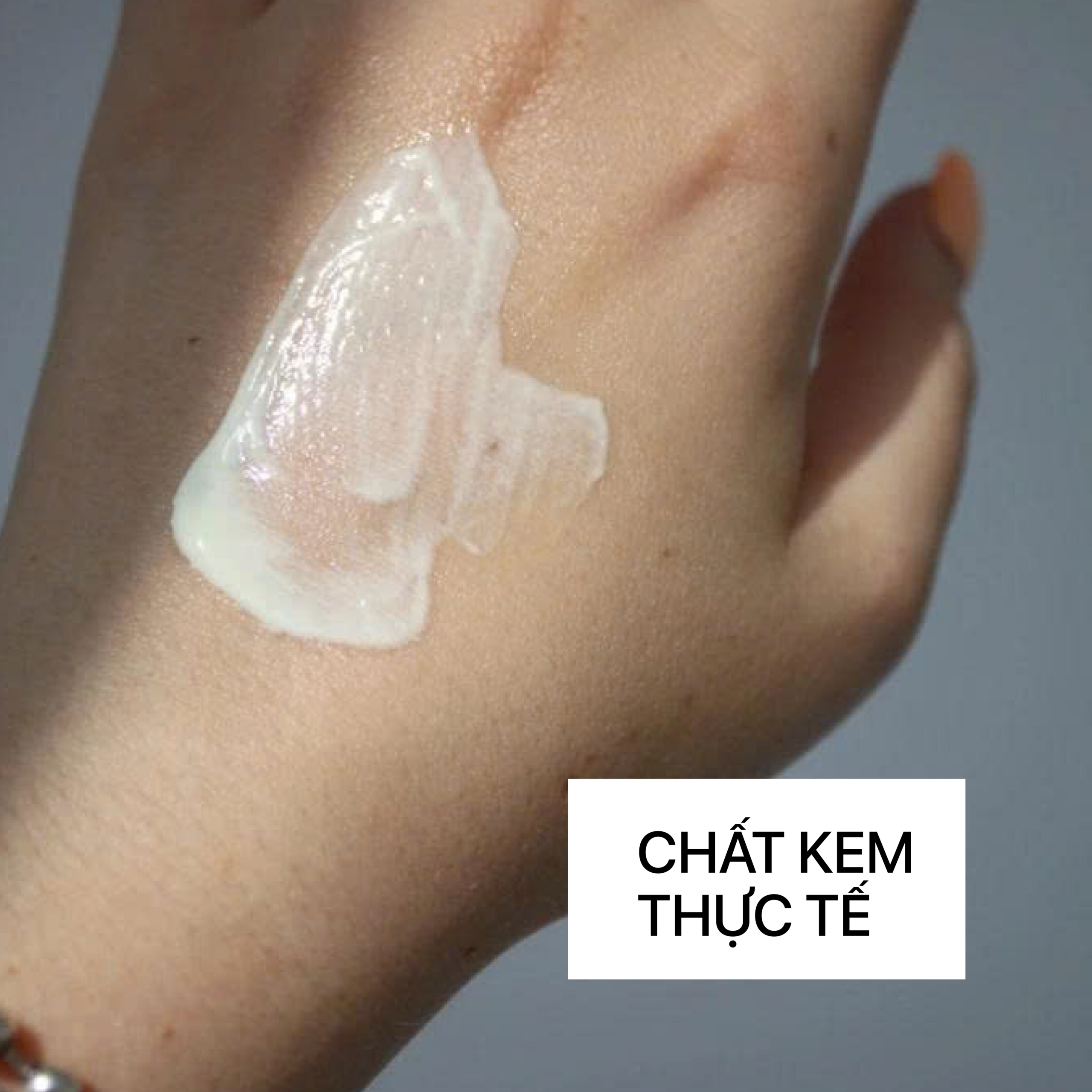 LIGHTWEIGHT SUNSCREEN SPF50+ - Ảnh 5